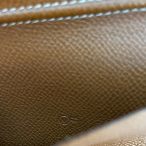 Authentic Hermès Bifold Long Wallet + Agenda Holder w/ COA in Gold (Camel Brown) - Picture 4 of 15